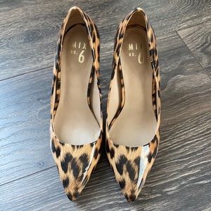 Patent leather leopard pump